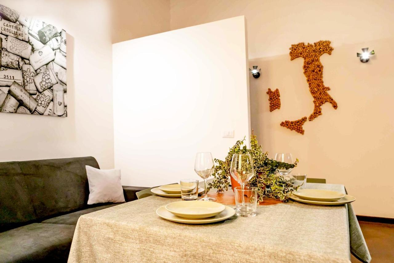 Myway Colosseo Apartment Rome Bagian luar foto